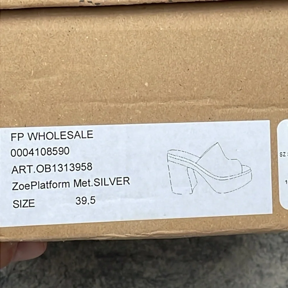 NIB Free People Zoe Platform Metallic Silver Chunky Slide Sandals Sz 39.5